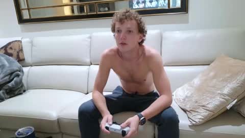 Boyyhb online show from 11-11-25, 06:19