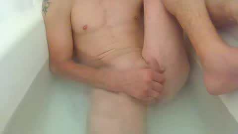 Snapshot of bp197869 chatting on 12-28-24, 02:22 CAM2CAM LOVE JUST TO HAVE FUN online show from 12-28-24, 02:22
