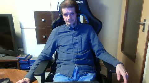 Snapshot of bponie1 chatting on 12-31-24, 12:32 bponie1 online show from 12-31-24, 12:32