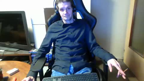 Snapshot of bponie1 chatting on 02-04-25, 01:45 bponie1 online show from 02-04-25, 01:45