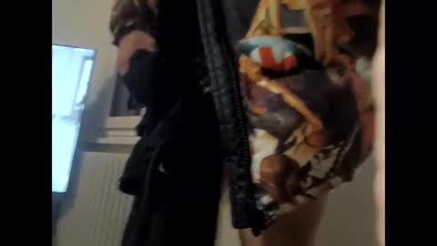 braazzaaxxxbaby online show from 10-04-25, 02:53