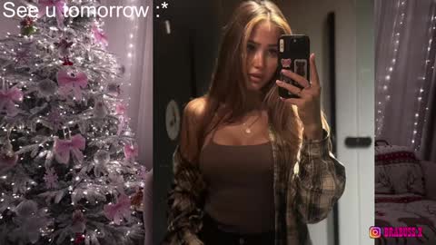 Lana  online show from 12-29-24, 10:12