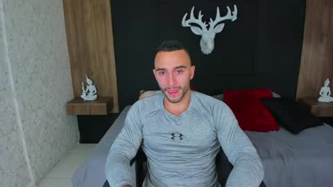 Snapshot of brad1_ chatting on 12-21-24, 05:03 instagramBrad mayers1twittermayersbrad online show from 12-21-24, 05:03