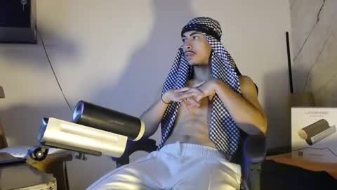 Snapshot of brad_usma chatting on 11-04-25, 05:12 BRAD USMA online show from 11-04-25, 05:12