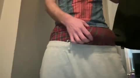 Snapshot of brade30 chatting on 11-16-25, 06:57 brade30 online show from 11-16-25, 06:57