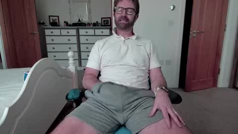 bradley77777 online show from 01-17-25, 12:31