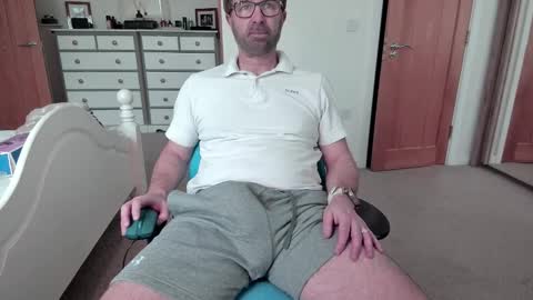 bradley77777 online show from 02-17-25, 02:15