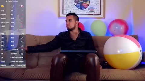 Bradley Colton Independ Model online show from 12-17-24, 09:38