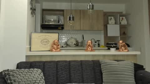 bradleymartin7 online show from 01-03-25, 03:38