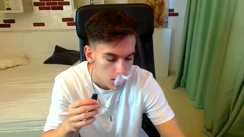 Snapshot of bradyflint chatting on 10-30-25, 05:53 BradyFlint online show from 10-30-25, 05:53