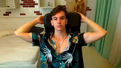 Snapshot of bradyflint chatting on 11-04-25, 05:28 BradyFlint online show from 11-04-25, 05:28