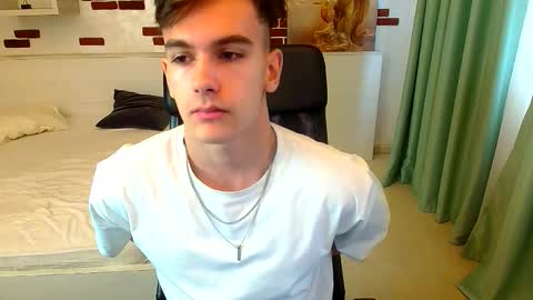 Snapshot of bradyflint chatting on 11-09-25, 10:13 BradyFlint online show from 11-09-25, 10:13