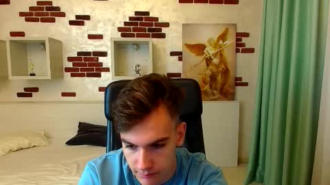 Snapshot of bradyflint chatting on 11-10-25, 05:28 BradyFlint online show from 11-10-25, 05:28