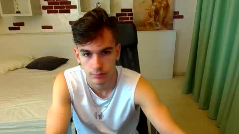 Snapshot of bradyflint chatting on 11-15-25, 06:33 BradyFlint online show from 11-15-25, 06:33