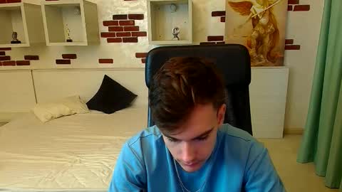 Snapshot of bradyflint chatting on 11-17-25, 05:46 BradyFlint online show from 11-17-25, 05:46