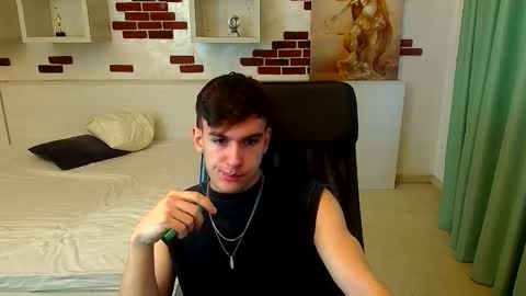 Snapshot of bradyflint chatting on 11-23-25, 09:53 BradyFlint online show from 11-23-25, 09:53