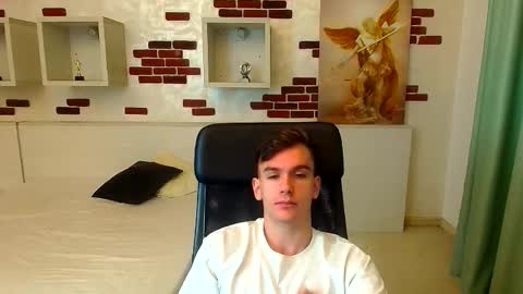 Snapshot of bradyflint chatting on 11-30-25, 05:55 BradyFlint online show from 11-30-25, 05:55