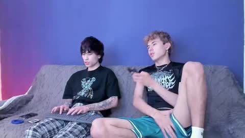 Brand online show from 11-20-25, 06:24