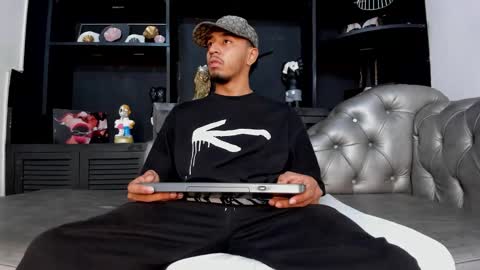 Brand  online show from 01-09-26, 07:26