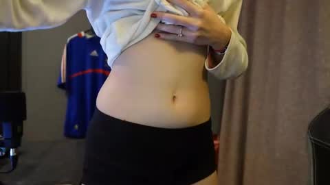 Snapshot of brandamatteson chatting on 11-18-25, 03:49 Alice online show from 11-18-25, 03:49