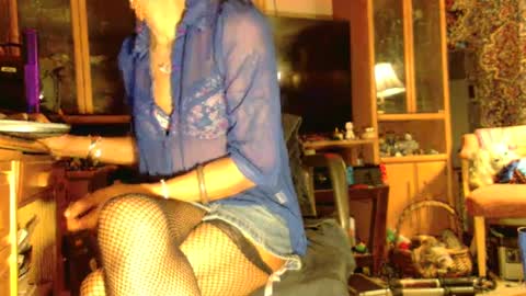 Snapshot of brandibme2 chatting on 12-22-24, 04:39 Brandi online show from 12-22-24, 04:39