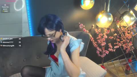 Brandi online show from 12-23-24, 05:11