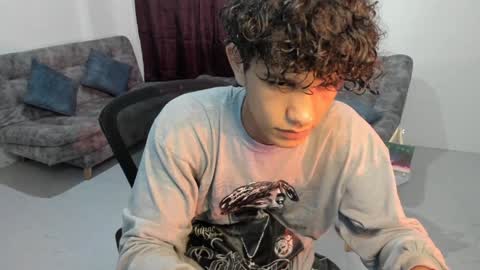 Snapshot of brandonstonexl chatting on 12-14-24, 02:01 Brandon Stone online show from 12-14-24, 02:01