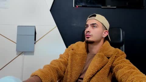 BrandonTateX online show from 12-18-25, 07:25