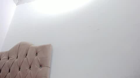 Snapshot of brandy_h69 chatting on 03-06-25, 02:09 brandy online show from 03-06-25, 02:09