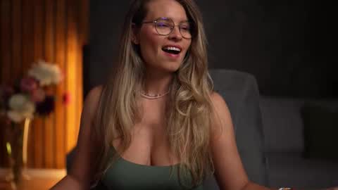 Alex online show from 10-11-25, 03:50