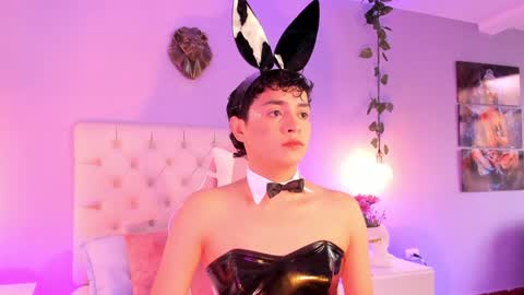 Snapshot of brann_tadzio chatting on 12-31-24, 01:08 online show from 12-31-24, 01:08
