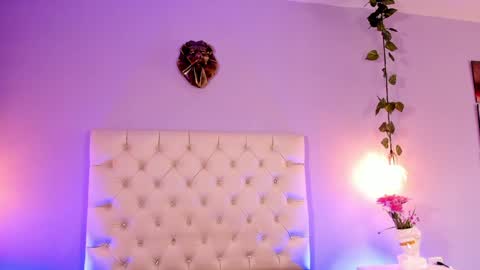 Snapshot of brann_tadzio chatting on 01-06-25, 06:52 online show from 01-06-25, 06:52