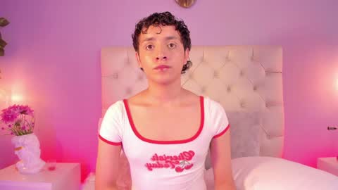 Snapshot of brann_tadzio chatting on 01-24-25, 05:53 online show from 01-24-25, 05:53