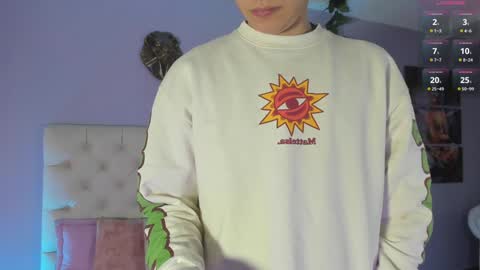 Snapshot of brann_tadzio chatting on 02-04-25, 12:33 online show from 02-04-25, 12:33