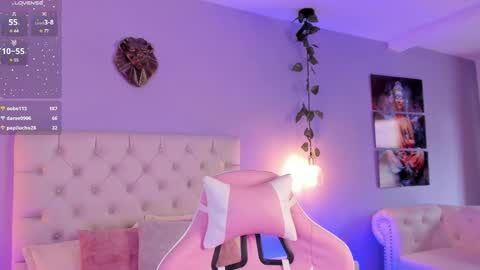 Snapshot of brann_tadzio chatting on 02-18-25, 12:49 online show from 02-18-25, 12:49