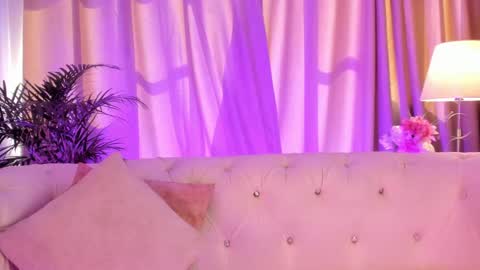 Snapshot of brann_tadzio chatting on 09-17-25, 08:10 online show from 09-17-25, 08:10