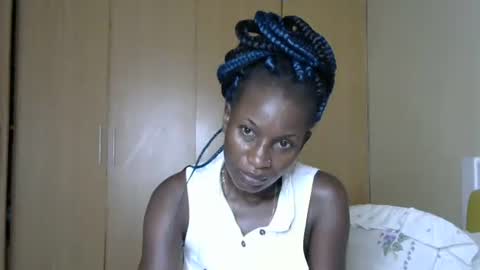 Snapshot of brat_bubble chatting on 01-05-25, 09:15 brat_bubble online show from 01-05-25, 09:15