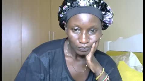 Snapshot of brat_bubble chatting on 02-16-25, 05:04 brat_bubble online show from 02-16-25, 05:04