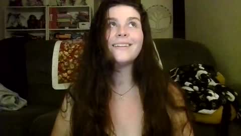 bratty_mamaa online show from 11-11-25, 08:03
