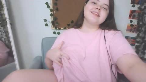 Emma online show from 09-26-25, 04:11