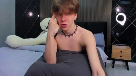 Snapshot of braxiboy chatting on 01-24-25, 06:46 Brax online show from 01-24-25, 06:46