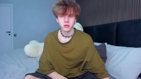 Snapshot of braxiboy chatting on 02-22-25, 05:12 Brax online show from 02-22-25, 05:12