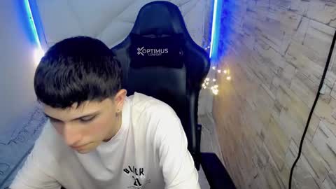 Snapshot of brayan_lopezz chatting on 12-05-24, 06:00 BRAYAN online show from 12-05-24, 06:00