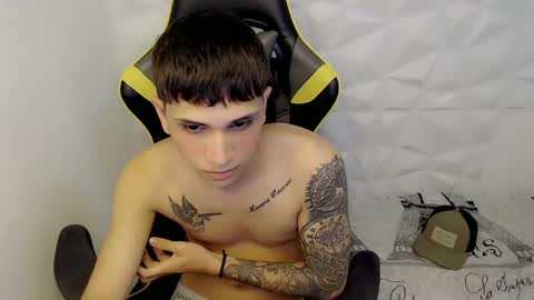 Snapshot of brayan_lopezz chatting on 01-25-25, 06:57 BRAYAN online show from 01-25-25, 06:57