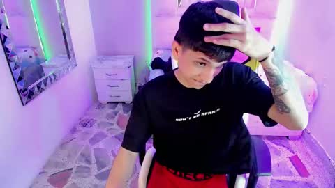 Snapshot of brayan_lopezz chatting on 01-27-25, 03:39 BRAYAN online show from 01-27-25, 03:39