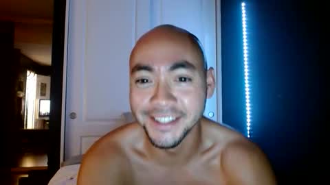 Snapshot of breadcrumbsss chatting on 11-08-25, 02:56 Breadcrumbsss online show from 11-08-25, 02:56