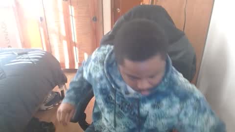 Breadw1nnah online show from 01-15-25, 06:08