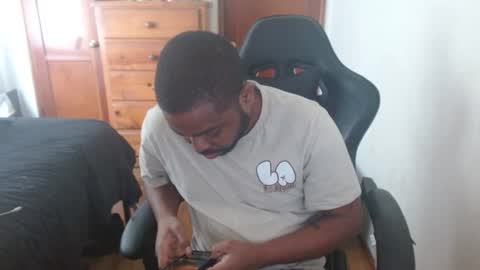 Breadw1nnah online show from 10-04-25, 07:56