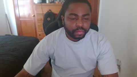 Breadw1nnah online show from 10-13-25, 09:48