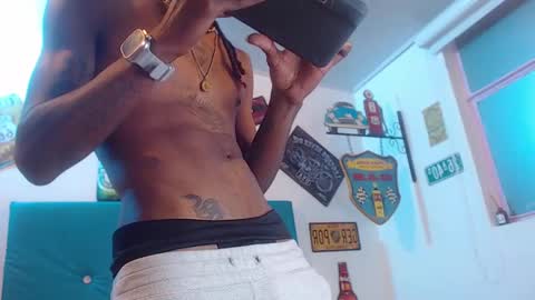 Snapshot of breazer__ chatting on 03-12-25, 06:07 breazer__ online show from 03-12-25, 06:07
